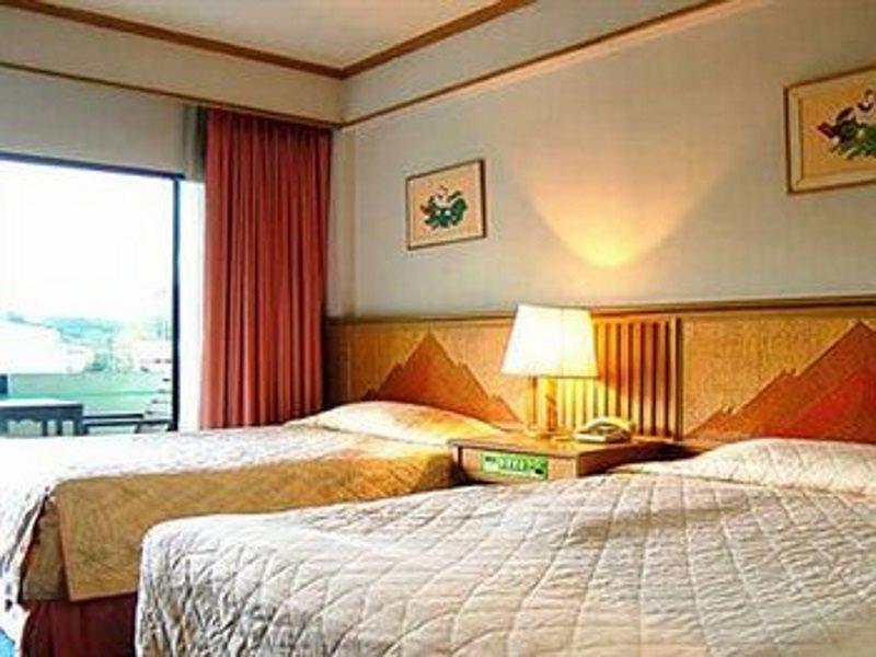 Rooks Holiday Hotel & Resort Mae Hong Son Exterior foto